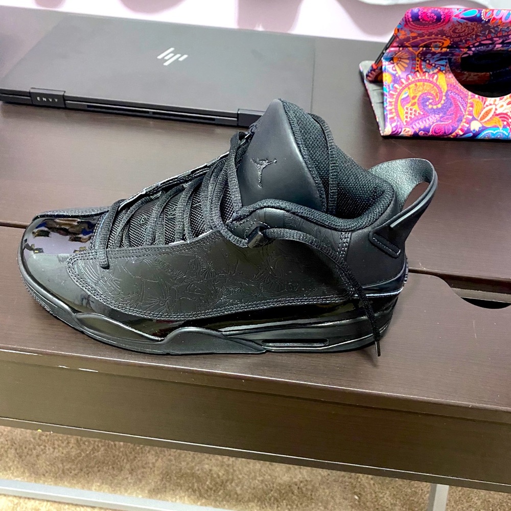 Air Jordan dub zero